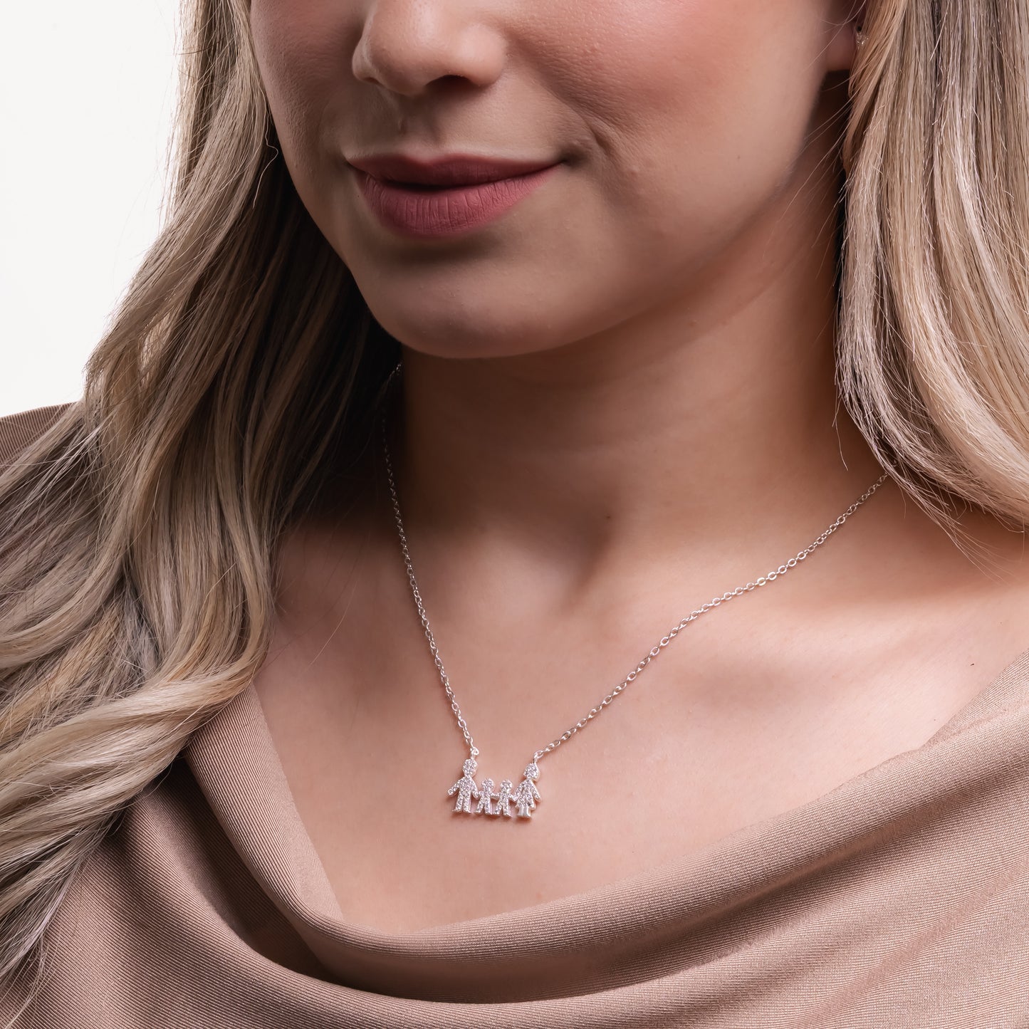 CADENA FAMILIA PLATA