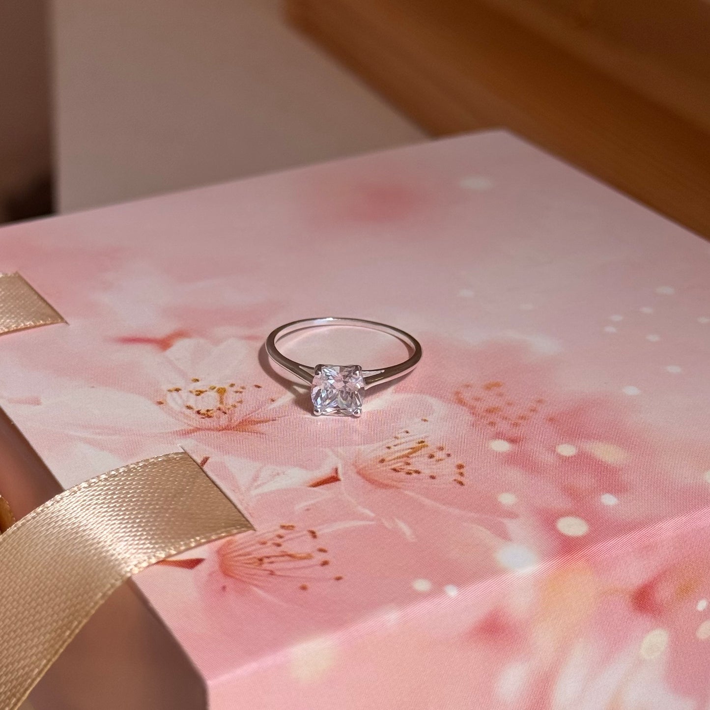 ANILLO CINTILLO DALELIA