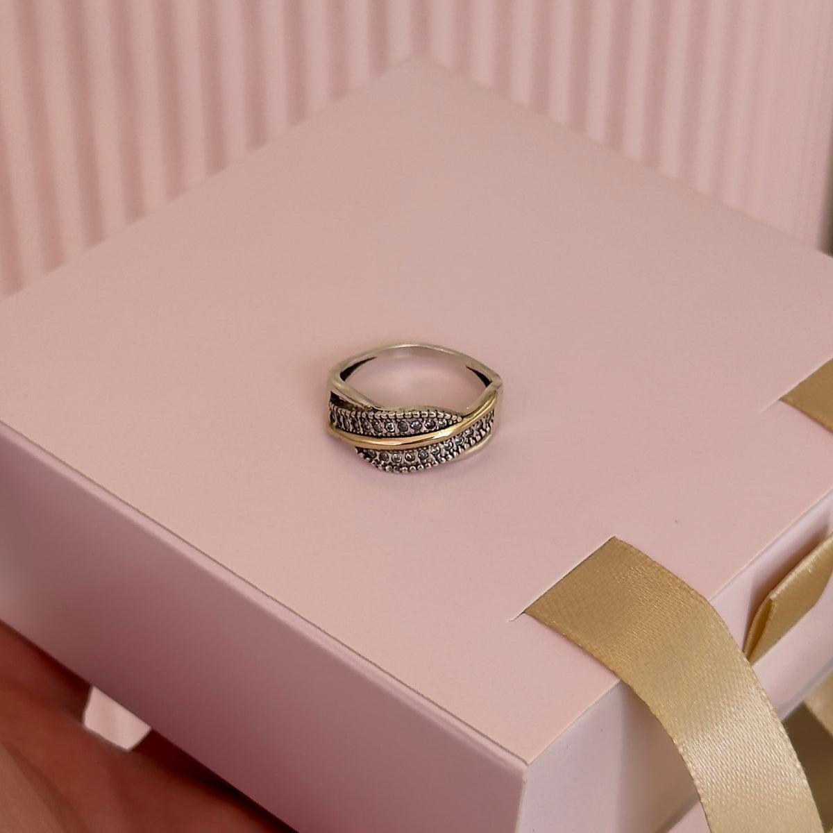 ANILLO CRUZADO PLATA Y ORO