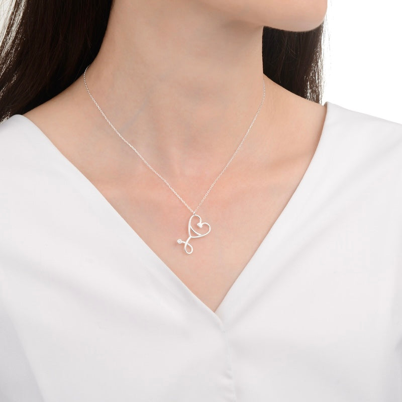 CADENITA ESTETOSCOPIO