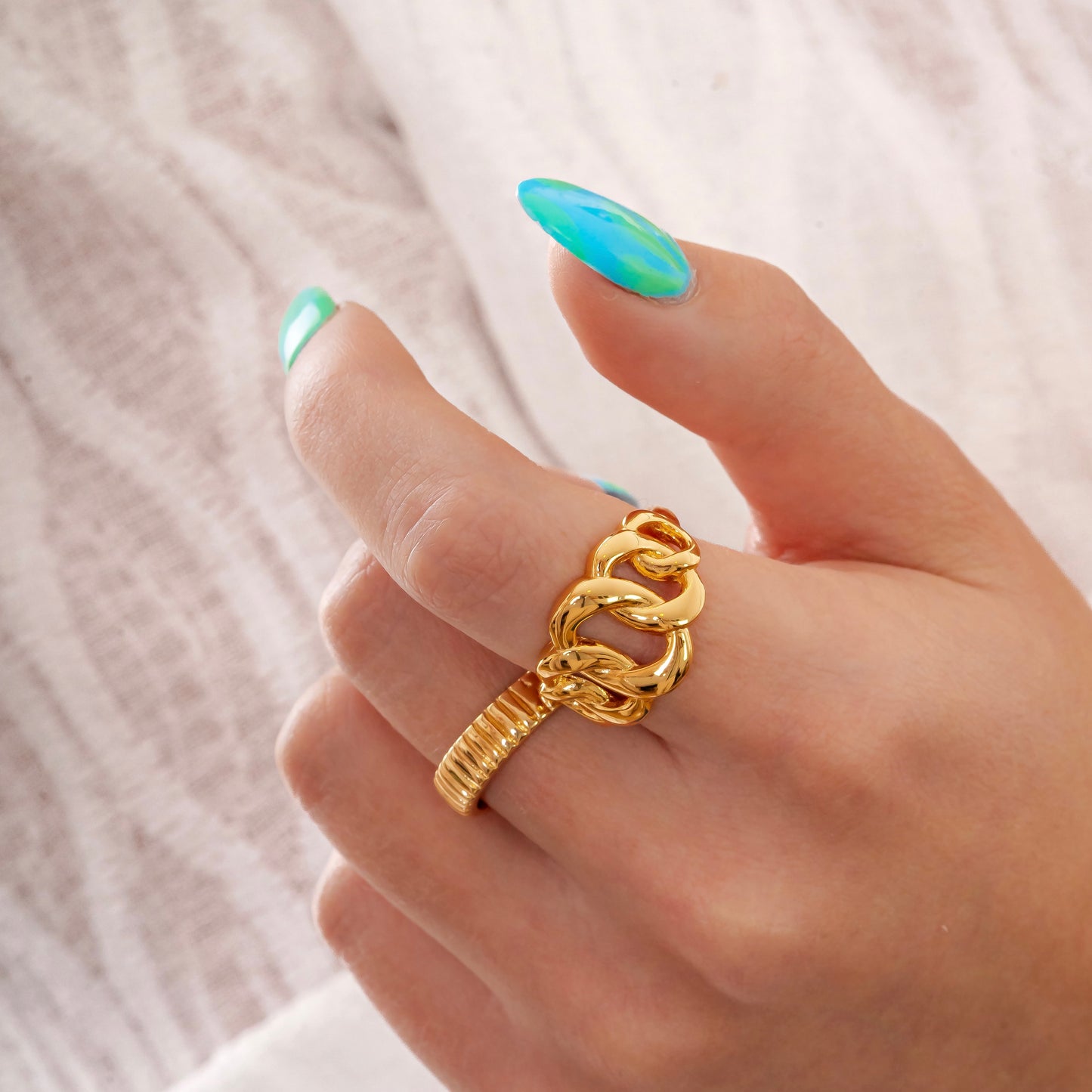 ANILLO MALA