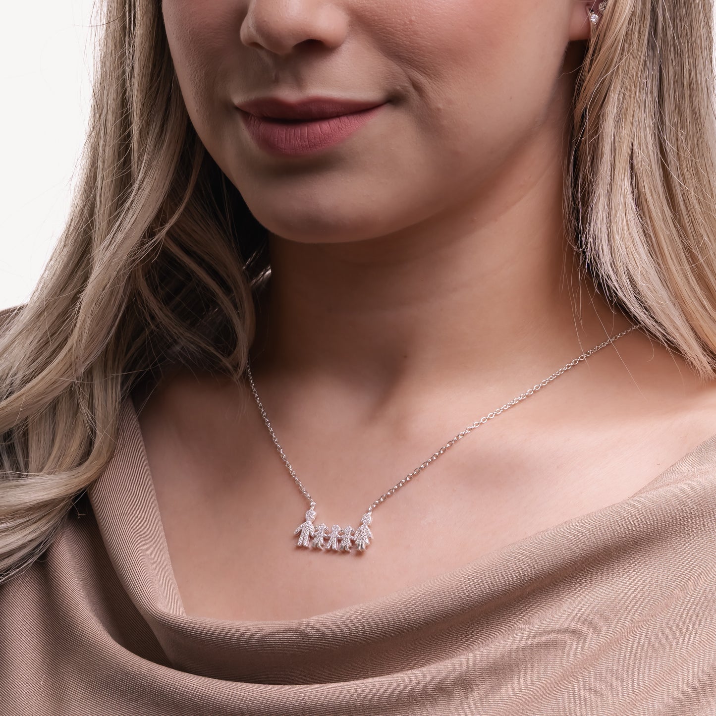 CADENA FAMILIA PLATA