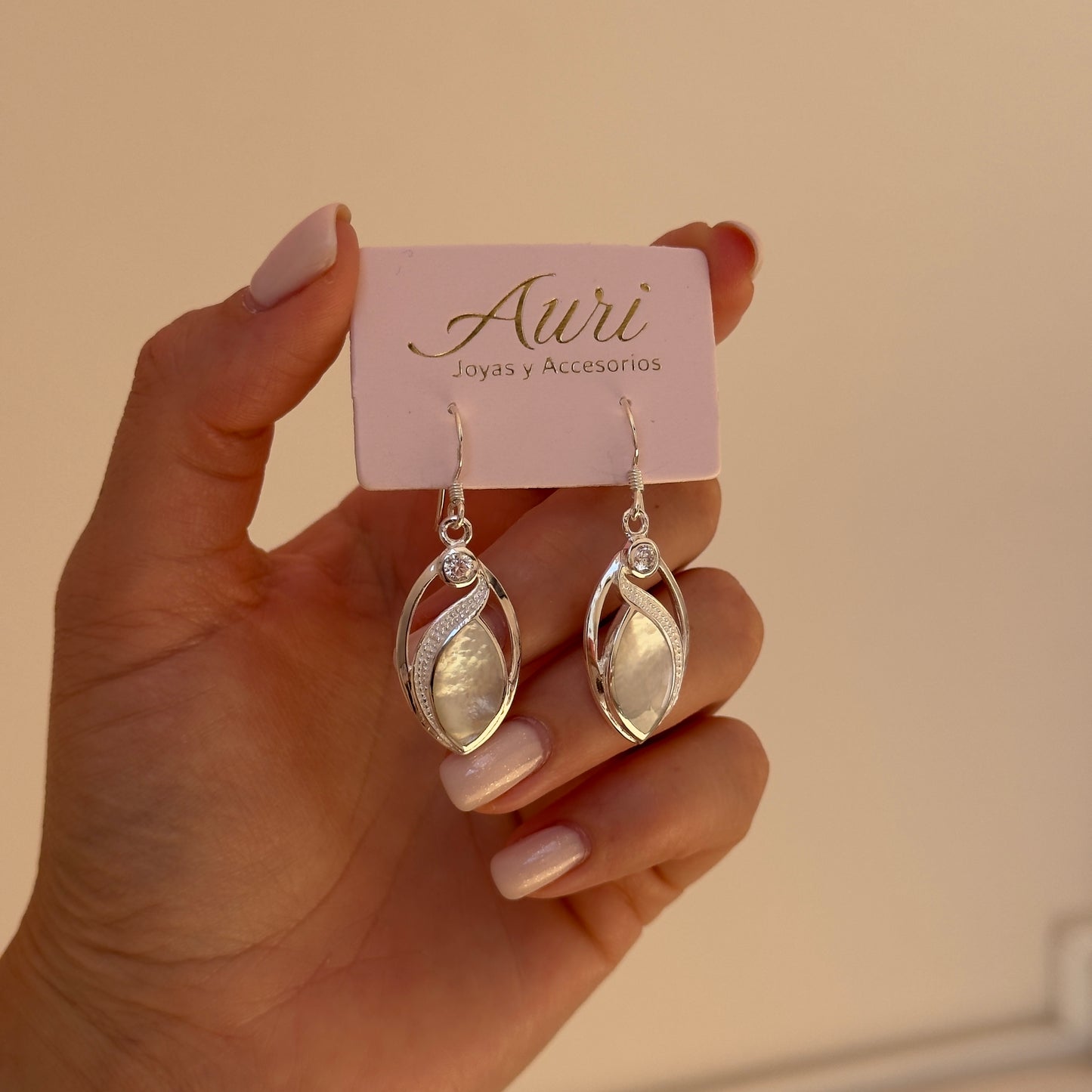 PENDIENTES NÁCAR FIELLA