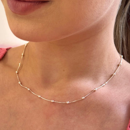 CADENITA BOLITAS SELENA PLATA
