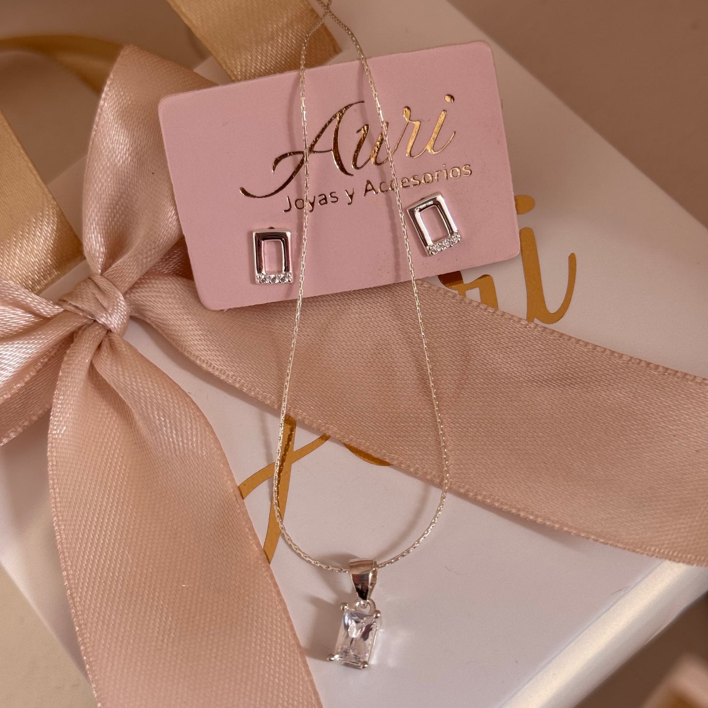 CONJUNTO VERTIKA PLATA