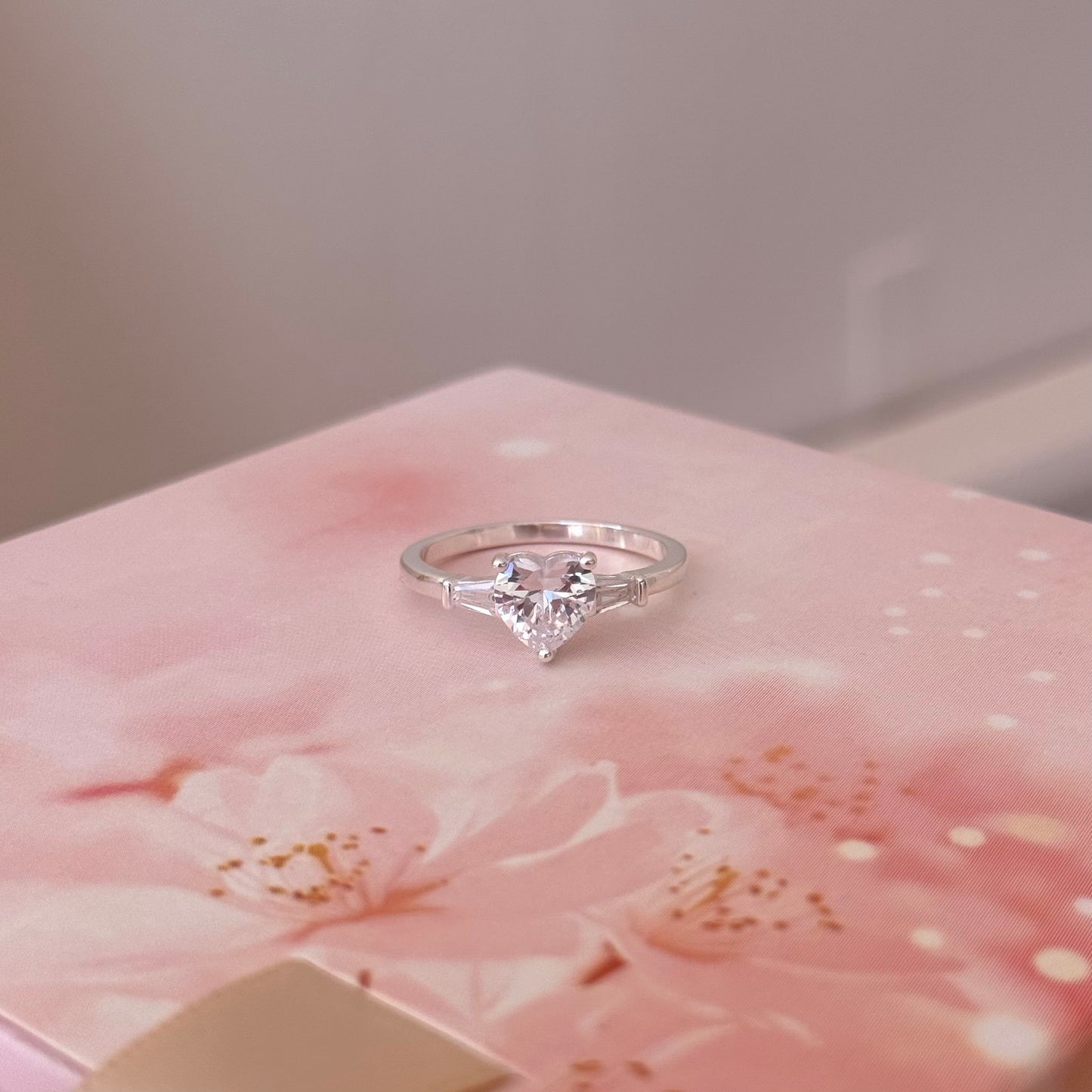 ANILLO INÉS