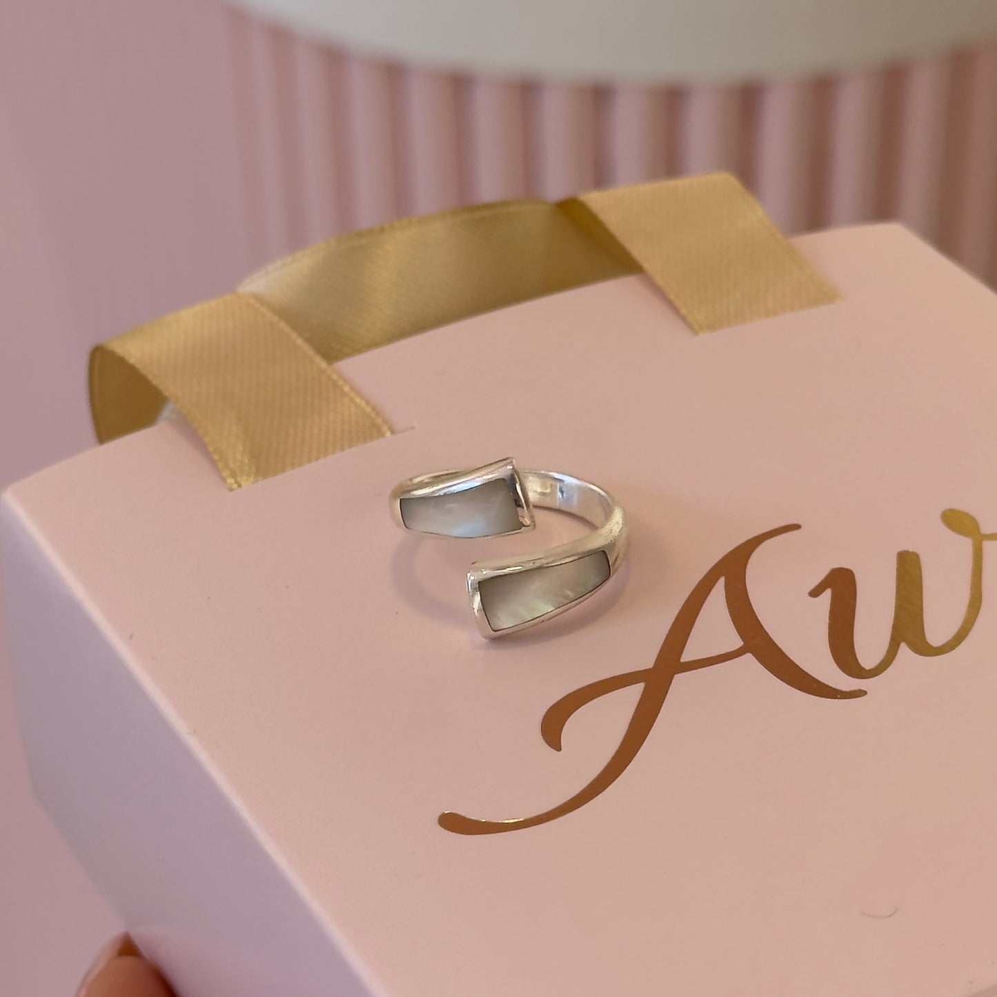 ANILLO NÁCAR REGULABLE