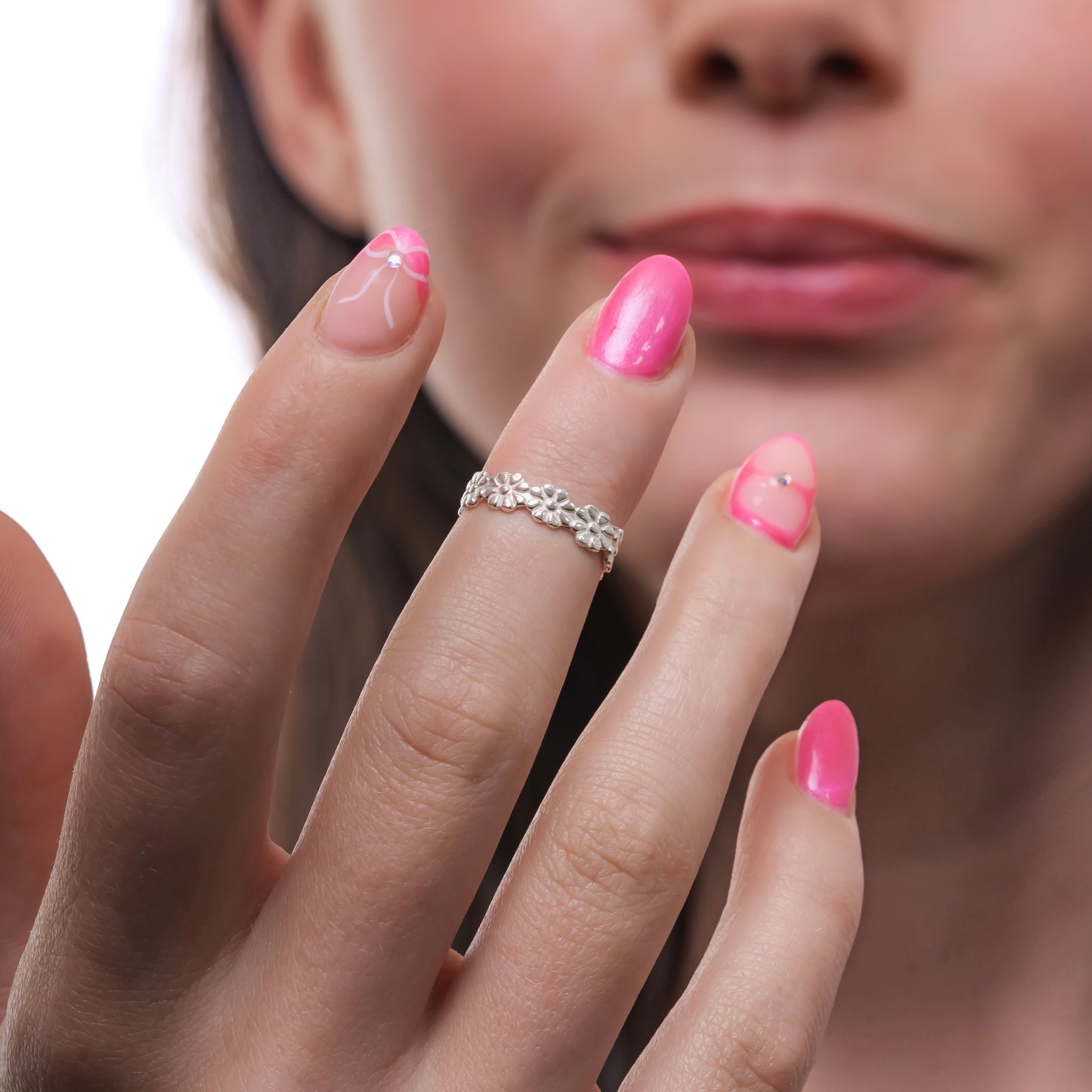 ANILLO MIDI DE FLORES PLATA