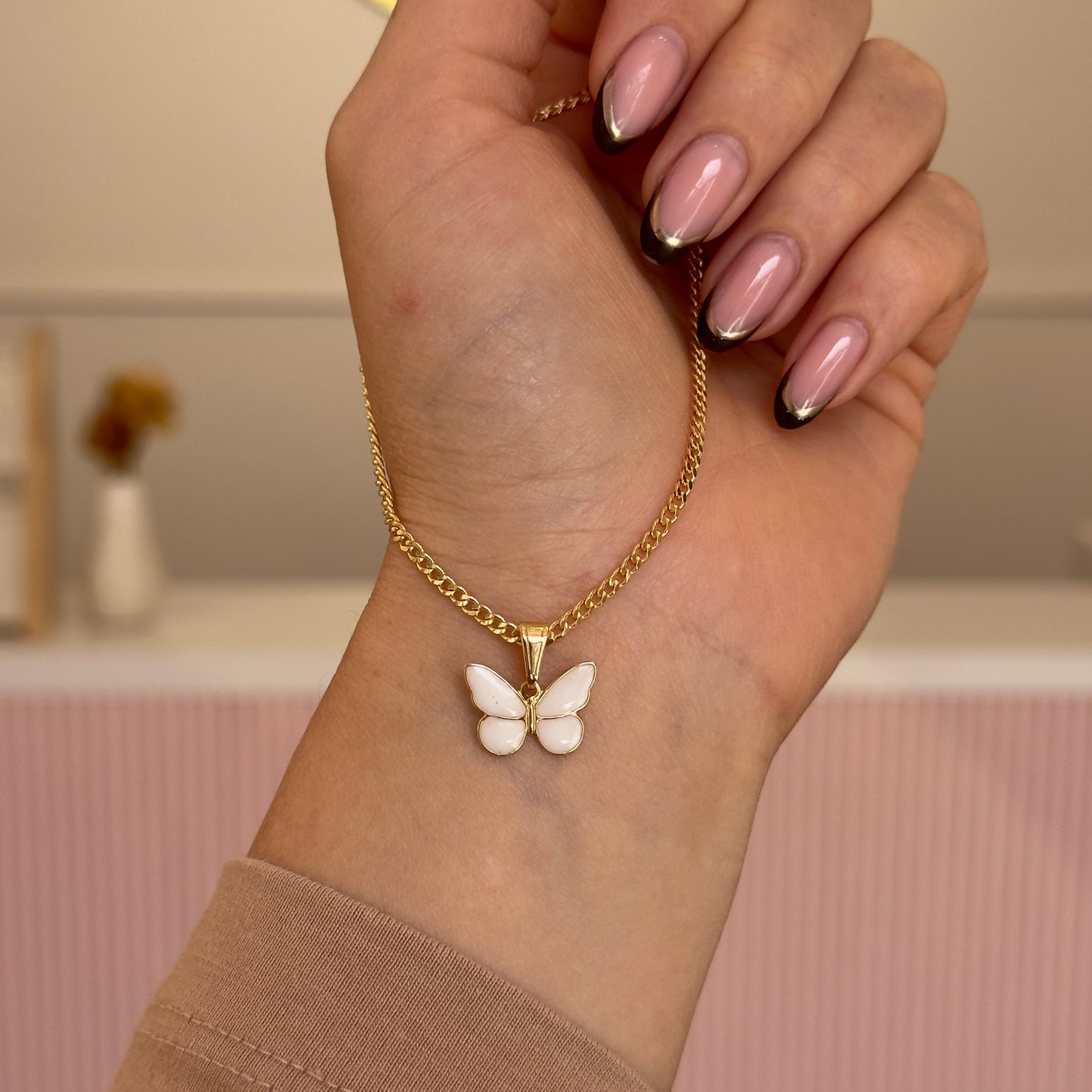 CADENITA MARIPOSA ENCHAPADA EN ORO